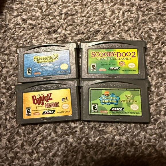 Game Boy Advance SP with Case and Charger - Picture 6 of 7